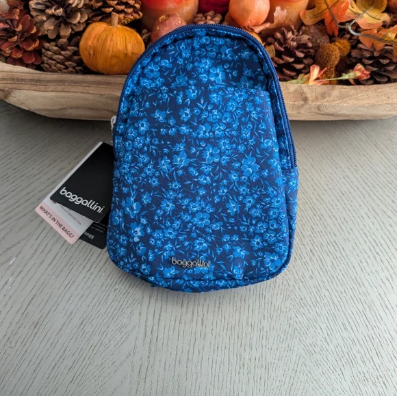 BaggalliniFloral Backpack in Blue